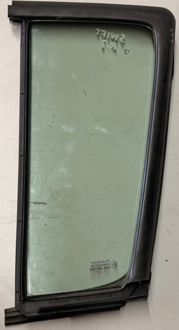 8455162J00 SUZUKI Стекло-форточка двери задней правой купить в Черкассы
