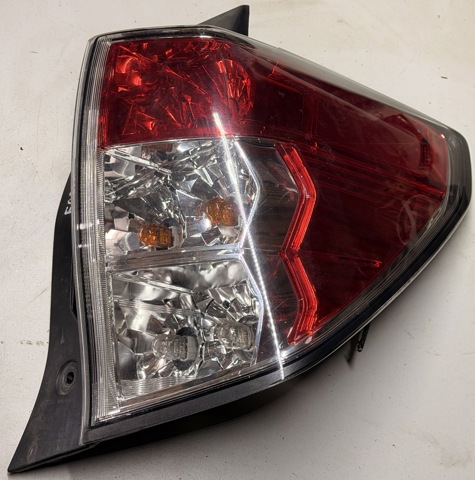 Задняя правая фара 84912SC101 SUBARU