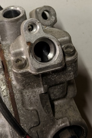 883100D140 TOYOTA Компрессор кондиционера купить в Ирпень