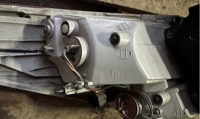 924022Y000 HYUNDAI Фонарь задний правый внешний купить в Харьков