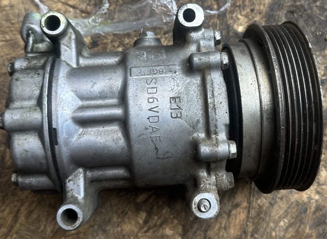 92600AZ74A Компрессор кондиционера купить Чернигов