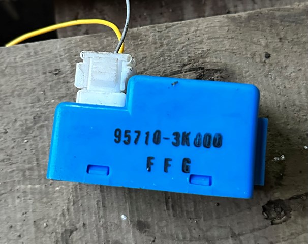 957103K000 HYUNDAI купить в Запорожье