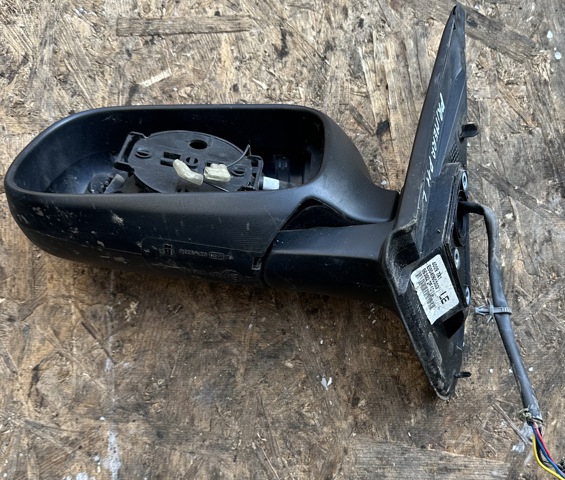 Левое боковое зеркало 963022F427 NISSAN