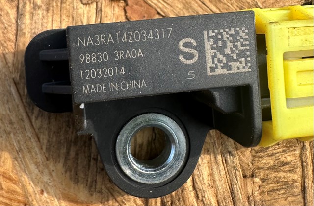 NISSAN 988303RA0A Датчик удара в наличии Чернигов