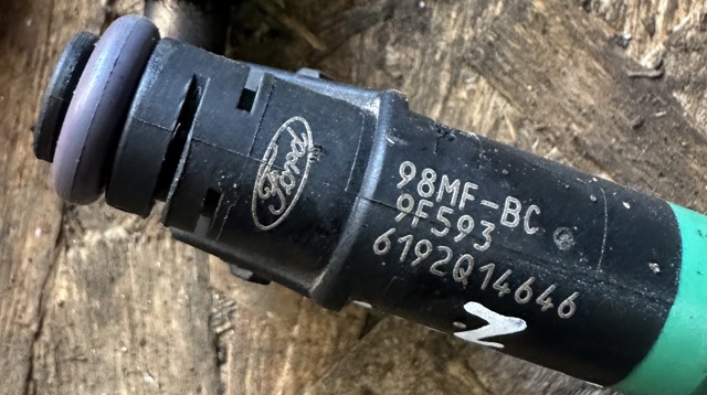 98MFBC9F593 FORD Топливные форсунки купить в Павлоград