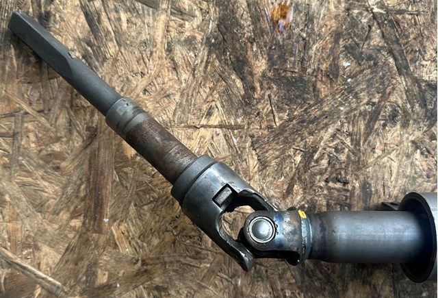 BL4C32100 MAZDA Рулевая колонка купить в Запорожье