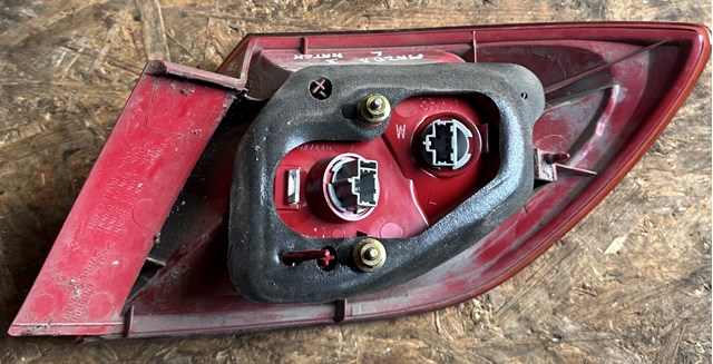 BP4K51160E MAZDA Фонарь задний левый внешний купить в Павлоград