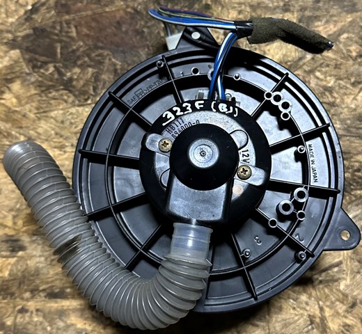 Электромотор печки CB0761B10A MAZDA
