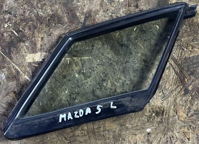 Стекло-форточка двери, передней, левой CC3359661 MAZDA
