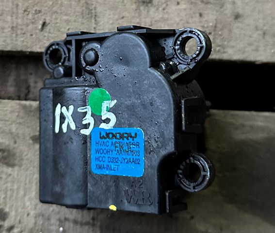 Моторчик заслонки печки D332JY9AA02 HYUNDAI