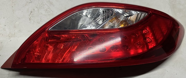 Фонари задние D65151150G MAZDA