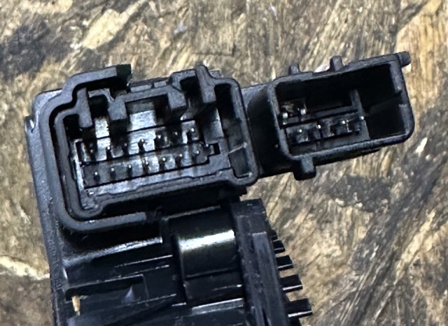 D65166CS0 MAZDA Шлейф руля купить в Кривой Рог