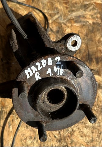 Ось передняя и поворотные кулаки DD323302X MAZDA