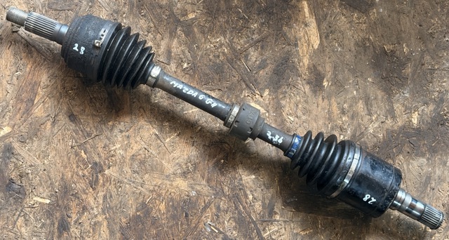 Привод передний левый GD762560XB MAZDA