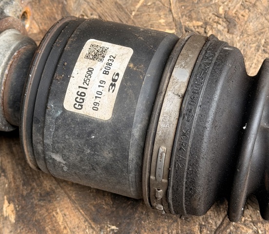 GG6125500 MAZDA Полуось (привод) передняя правая купить в Ирпень