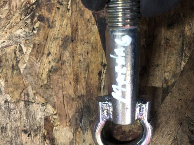 GJ6A50EJ0B MAZDA Крюк буксировочный купить в Черновцы