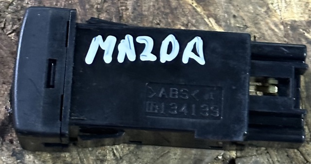 GJ6A666F0 MAZDA Кнопка (регулятор) корректора фар купить в Киев