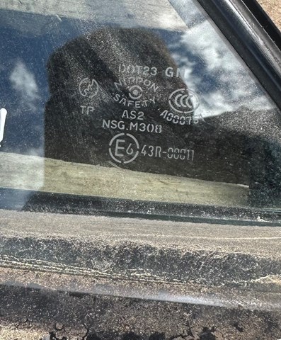 MAZDA GJ6A73661A Стекло-форточка двери задней левой в наличии Чернигов