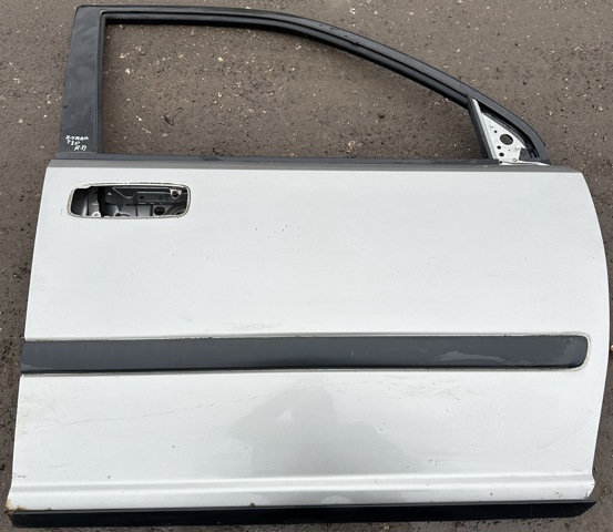 Пассажирская передняя дверь H01008H7MM NISSAN
