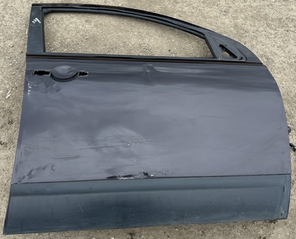 Пассажирская передняя дверь H0100JD0M0 NISSAN
