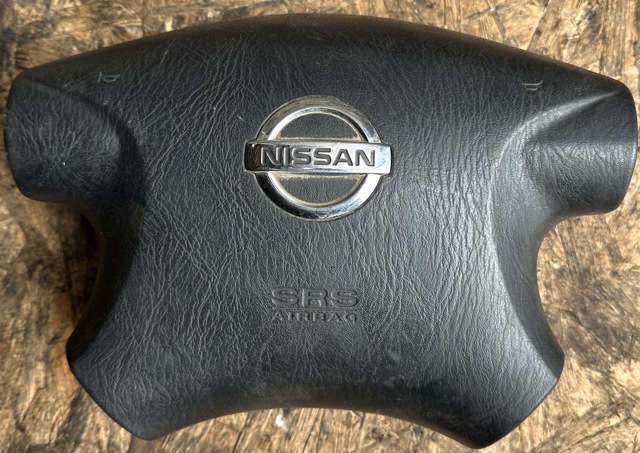 Подушка безопасности водителя K851M8H800 NISSAN