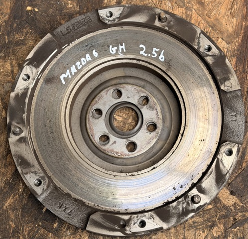 Маховик L50511500C MAZDA