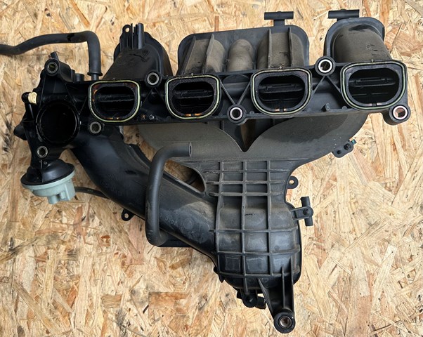 MAZDA LF2513100B Впускной коллектор в наличии Харьков