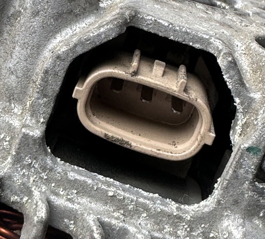 LFBL18300 MAZDA Генератор купить в Кривой Рог