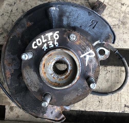MN102068 MITSUBISHI Цапфа передняя правая купить в Киев