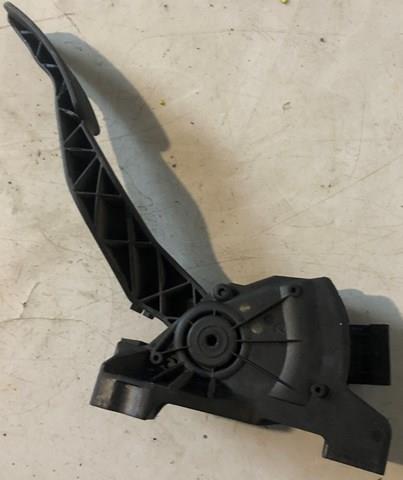 MITSUBISHI MN125792 Педаль газа в наличии Ровно