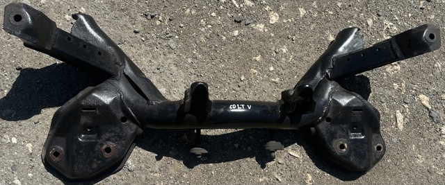 Крабобалка передней подвески MR223256 MITSUBISHI