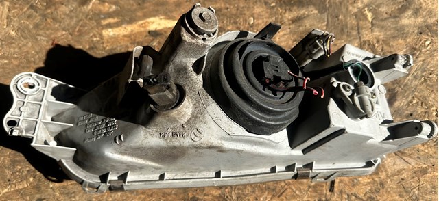 MR273414 Правая фара купить Полтава