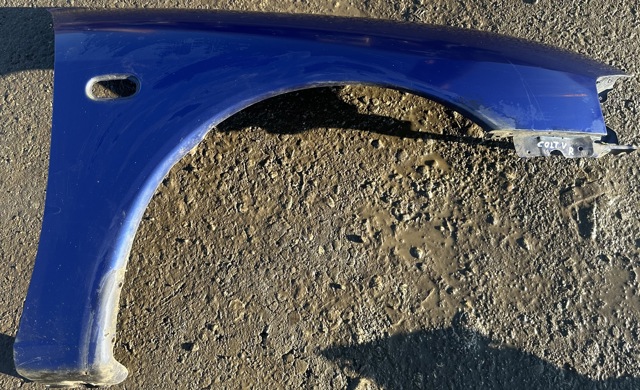 Боковая часть передняя правая MR392656 MITSUBISHI