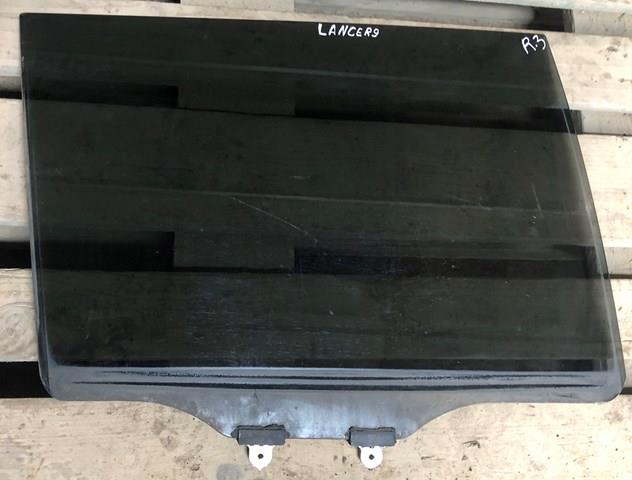 Стекло задней правой двери MR556050 MITSUBISHI