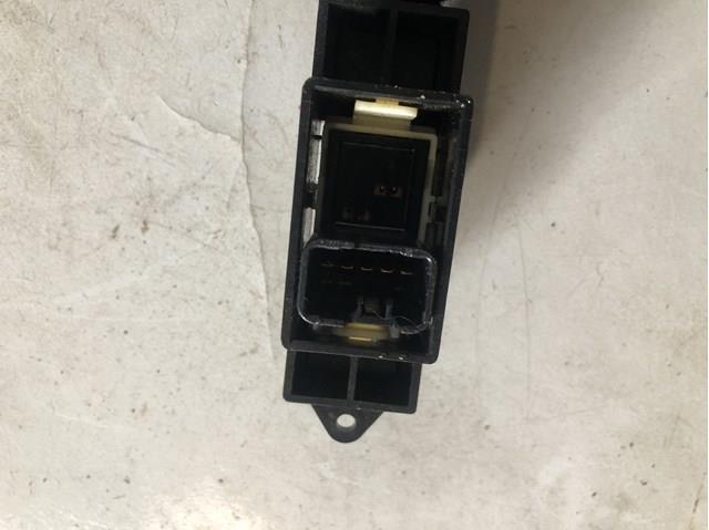 MITSUBISHI MR587944 Кнопочный блок управления стеклоподъемником передний правый в наличии Ирпень