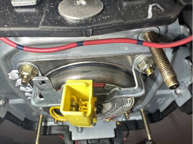 MITSUBISHI MR636200 Подушка безопасности (AIRBAG) водительская в наличии Ужгород