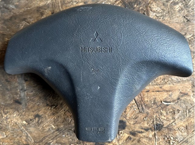 Подушка безопасности водителя MR748224 MITSUBISHI
