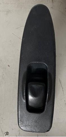 Кнопки переднего правого стеклоподъемника MR792852 MITSUBISHI