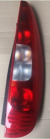 Задняя правая фара MR957374 MITSUBISHI