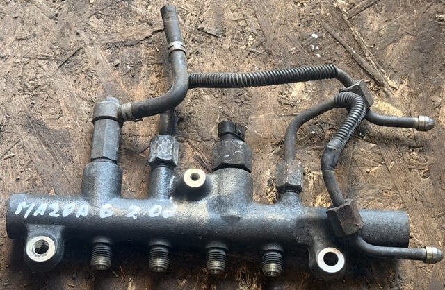Распределитель топлива (рампа) RF5C13GC0 MAZDA