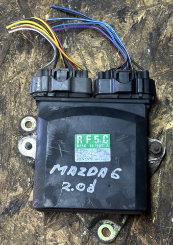 Компьютер двигателя RF5C18701A MAZDA