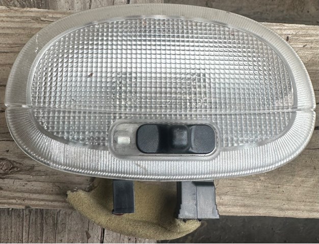 Плафон освещения салона/кабины, задний XS4113776BB FORD