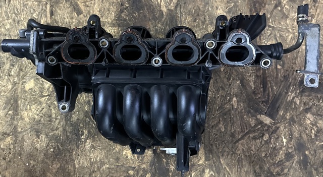 ZJ3813100 MAZDA Коллектор впускной купить в Николаев