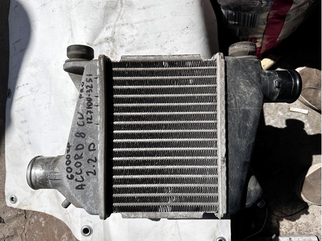 Интеркулер 1271003251 HONDA