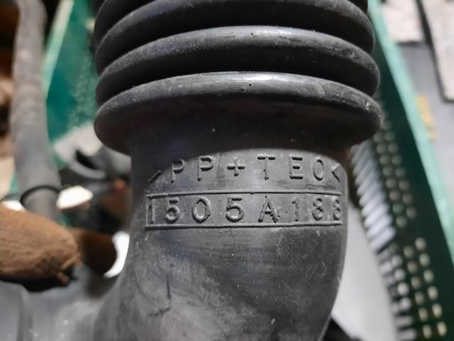 Патрубок воздушный выход воздушного фильтра 1505A188 MITSUBISHI