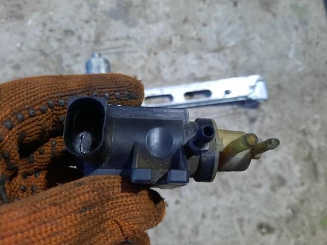 1K0906627A Клапан соленоид регулирования заслонки EGR купить Украина