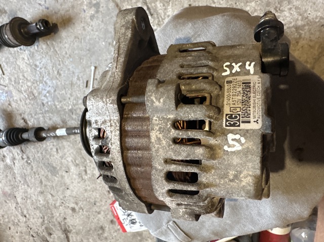 Генератор автомобильный Audi A3 Sportback