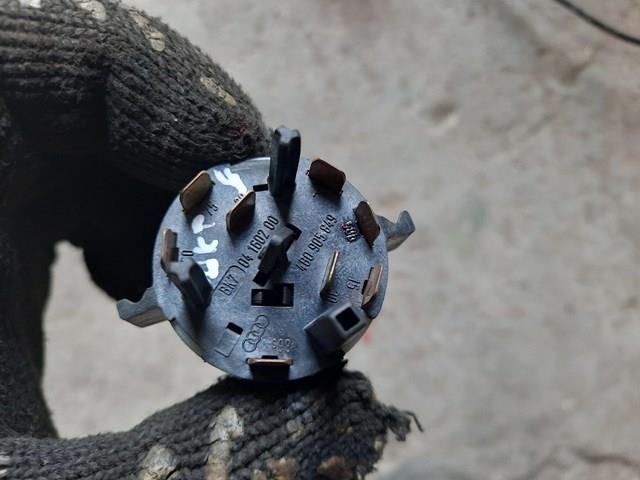 4B0905849 VAG Контактная группа замка зажигания купить в Ирпень