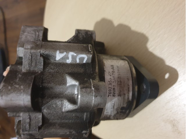 Насос рулевого механизма 7692955236 ZF PARTS