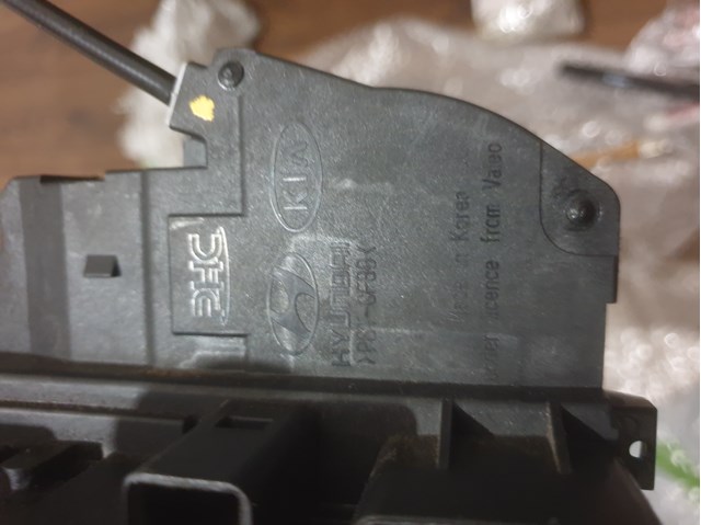 813103K520 HYUNDAI Замок водительской двери купить в Киев